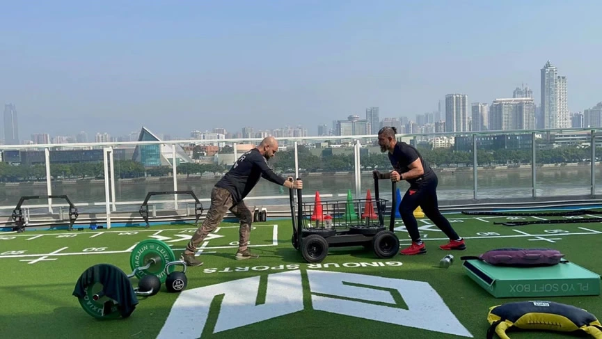 UNIGRASS builds the most beautiful riverside gym in Guangzhou China