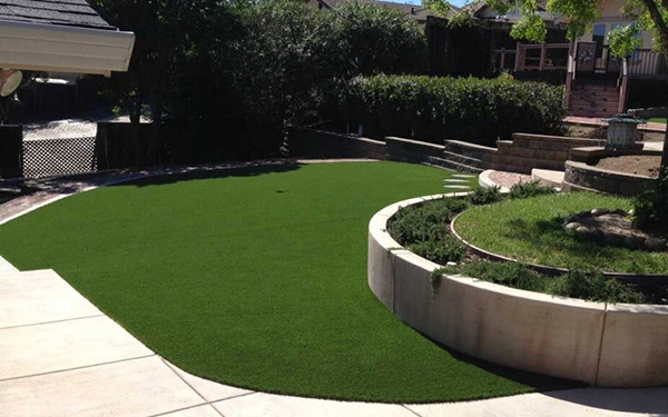 Does artificial grass get damaged by the sun?