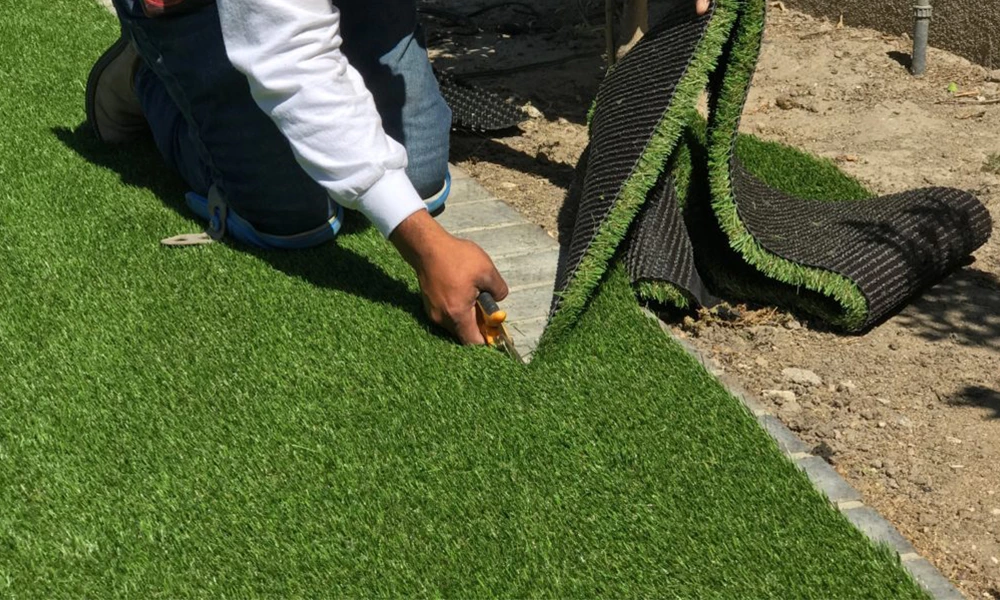 What should you not put on artificial grass?