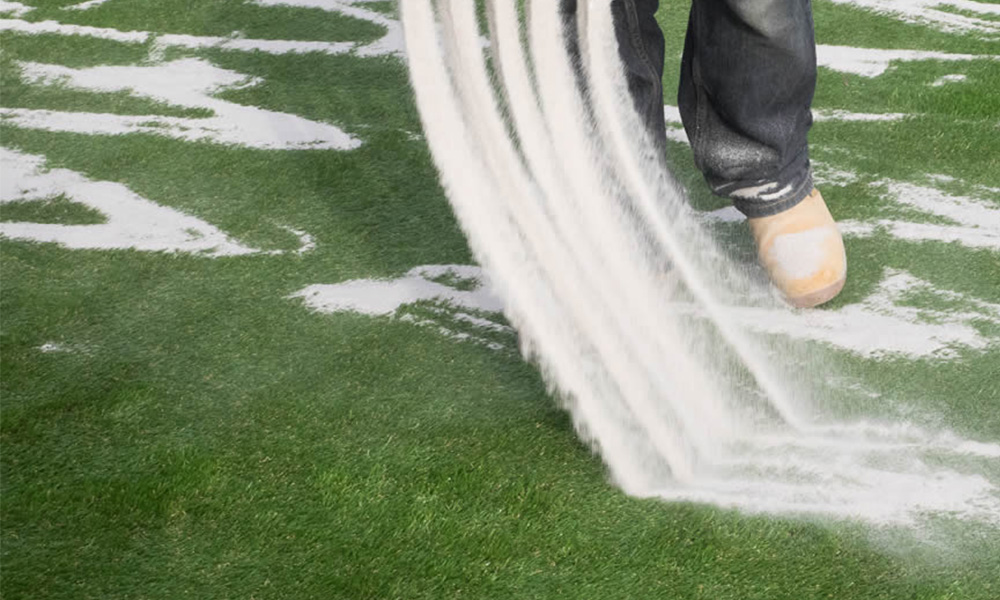 How much sand do you need for artificial grass?