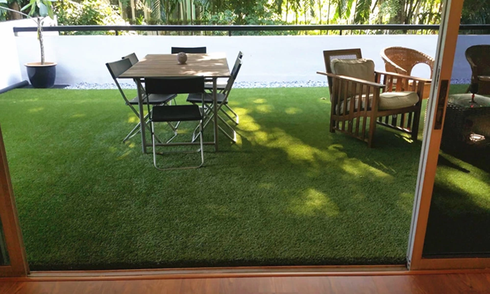 How to spot cheap artificial grass?