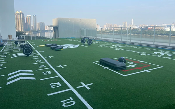 How long is the lifespan and length of gym turf?