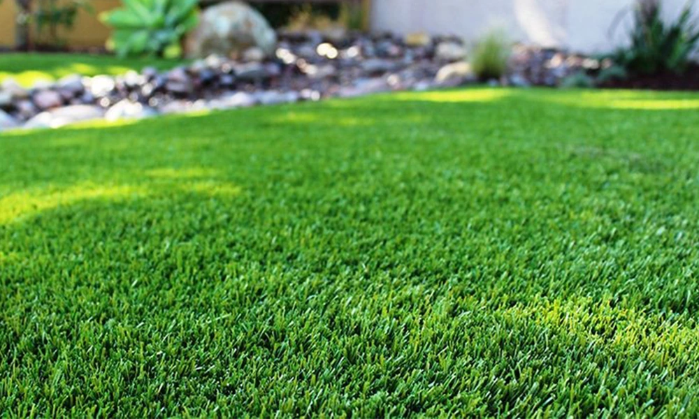 What do you put under artificial grass for dogs?