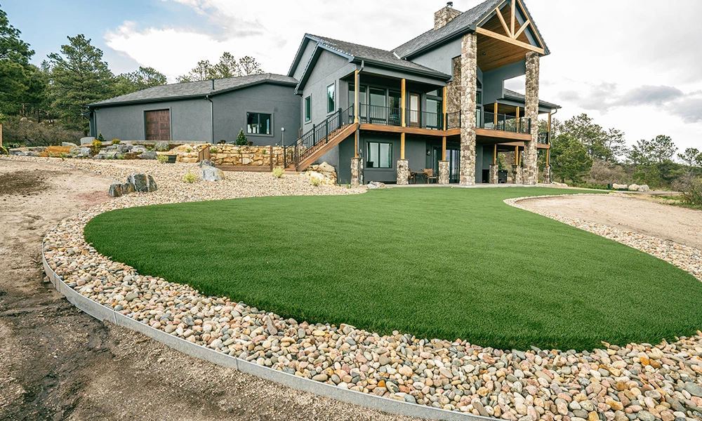Landscape Turf : The Ideal Choice for A Green Backyard